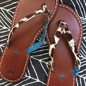 Roxy Animal Print Flip Flops Sz 8 Leather Sandals